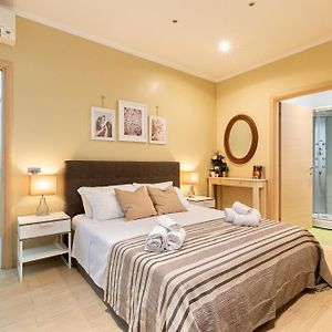 Uitgebreide Kamer met een King Size Bed
